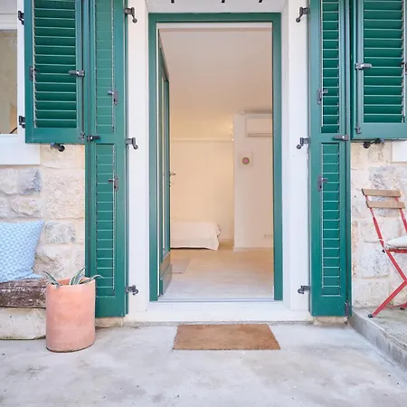 Heritage In Historic Center Of 1 Apartment *